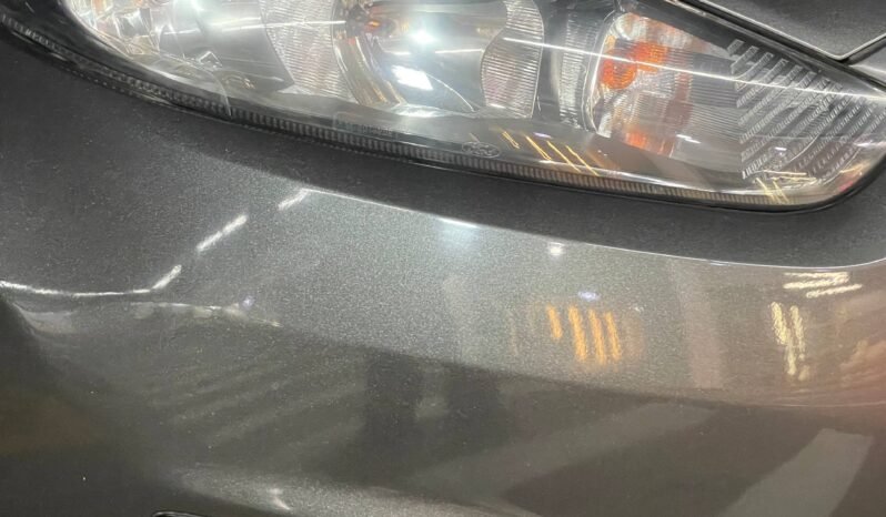 
								FORD FIESTA TITANIUM full									