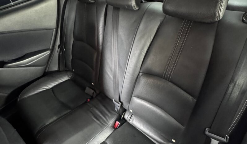 
								MAZDA 2 GRAND TOURING LX 1.5 AT full									