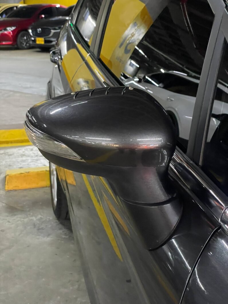 
								FORD FIESTA TITANIUM full									