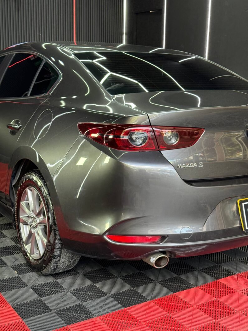
								MAZDA 3 PRIME SD AUT full									