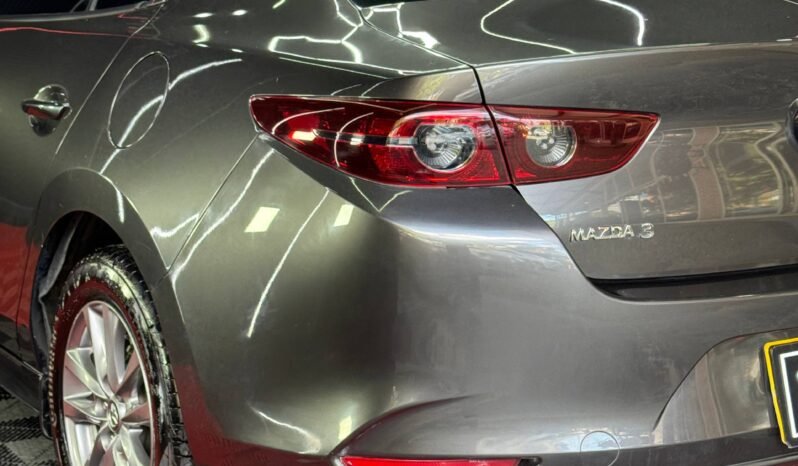 
								MAZDA 3 PRIME SD AUT full									