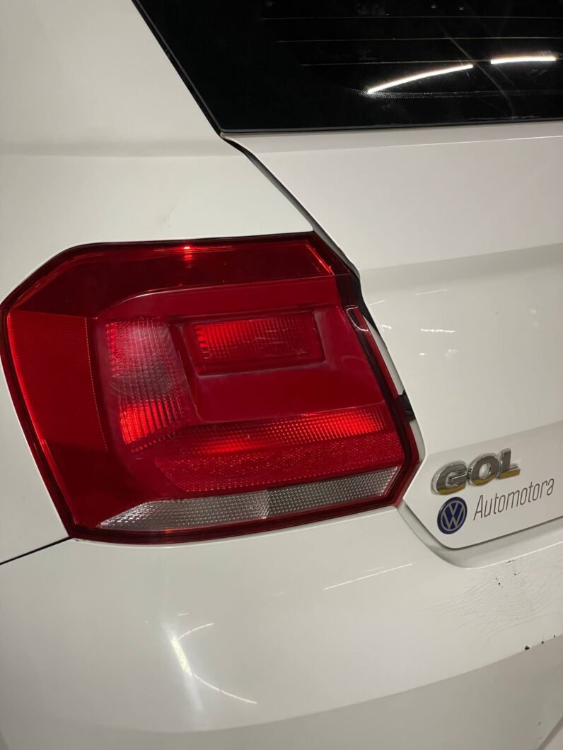 
								VOLKSWAGEN GOL HIGHLINE MT 1.6 full									