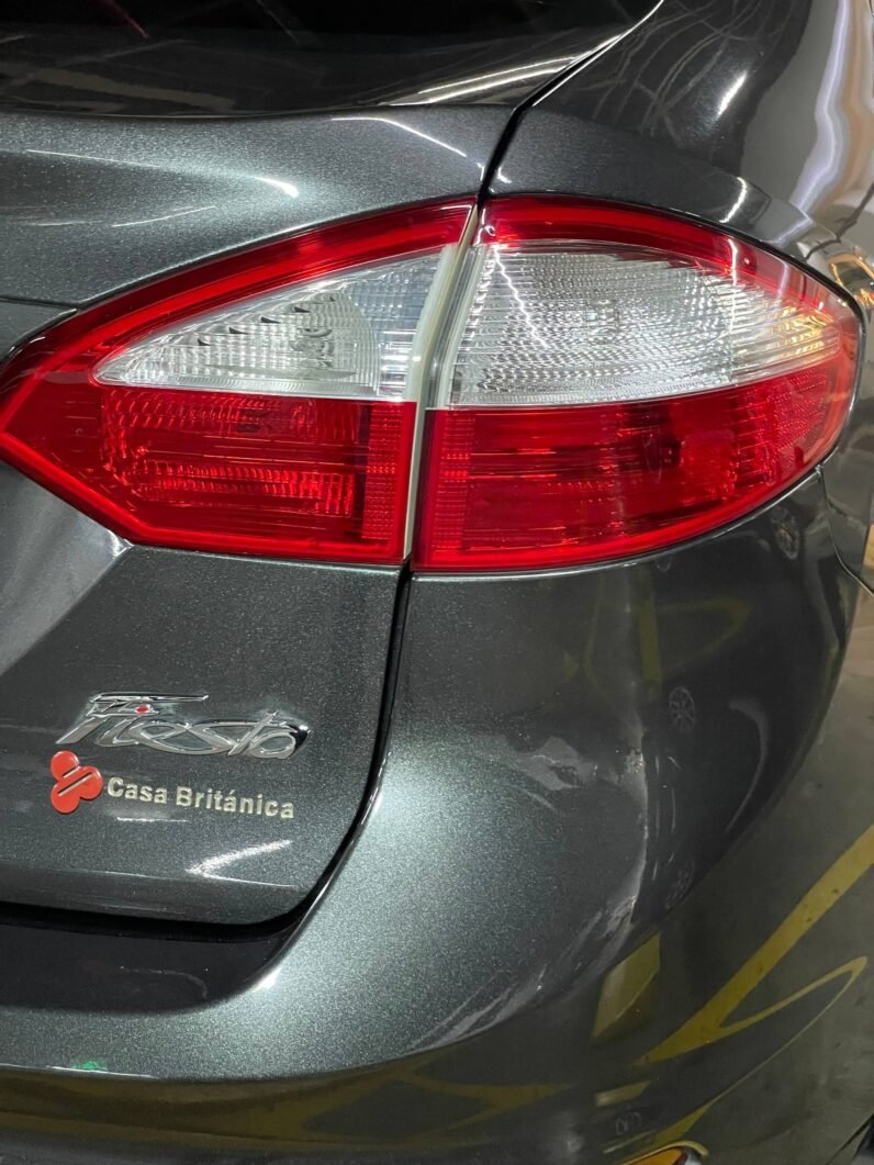 
								FORD FIESTA TITANIUM full									