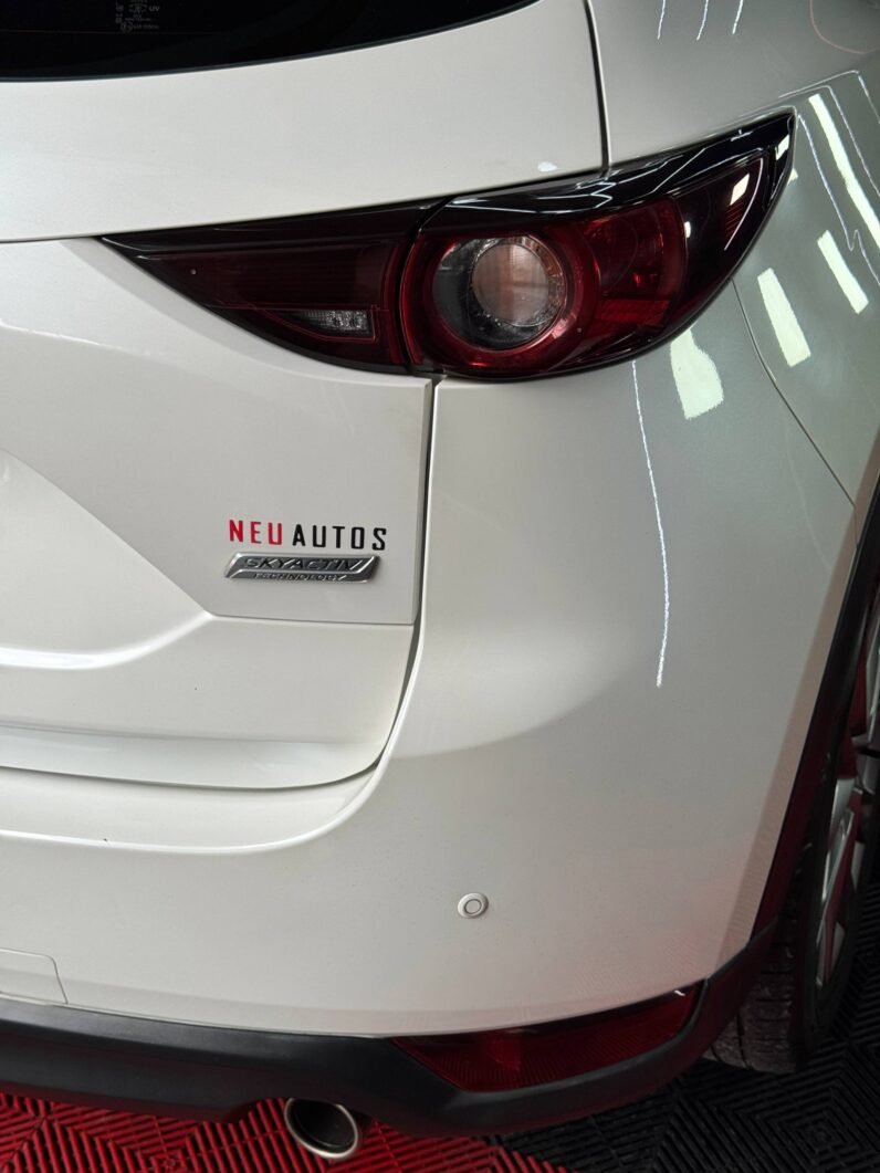 
								MAZDA CX-5 GRAND TOURING 2.5 AT 4X4 full									