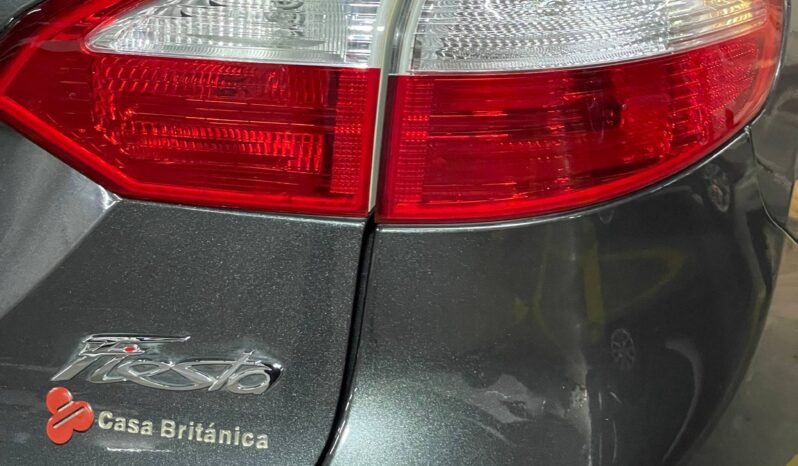 
								FORD FIESTA TITANIUM full									