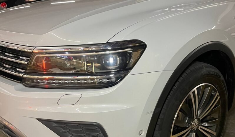 
								VOLKSWAGEN TIGUAN HIGHLINE AT 4X4 full									