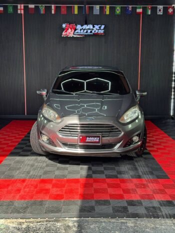 FORD FIESTA TITANIUM AT 1.6