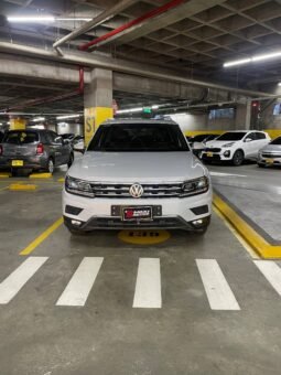 VOLKSWAGEN TIGUAN HIGHLINE AT 4X4
