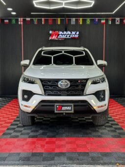TOYOTA FORTUNER SR 2.7 AT 4X2 GASOLINA