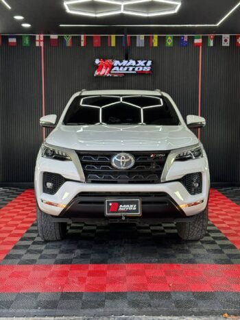 TOYOTA FORTUNER SR 2.7 AT 4X2 GASOLINA