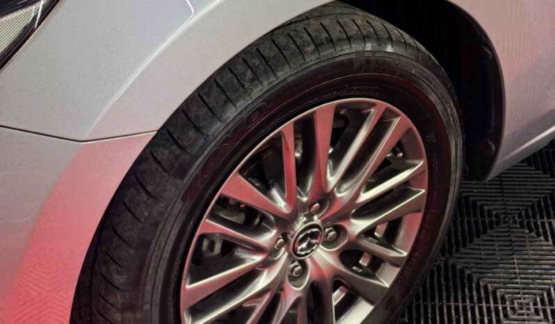 
								MAZDA 2 GRAND TOURING LX 1.5 AT full									