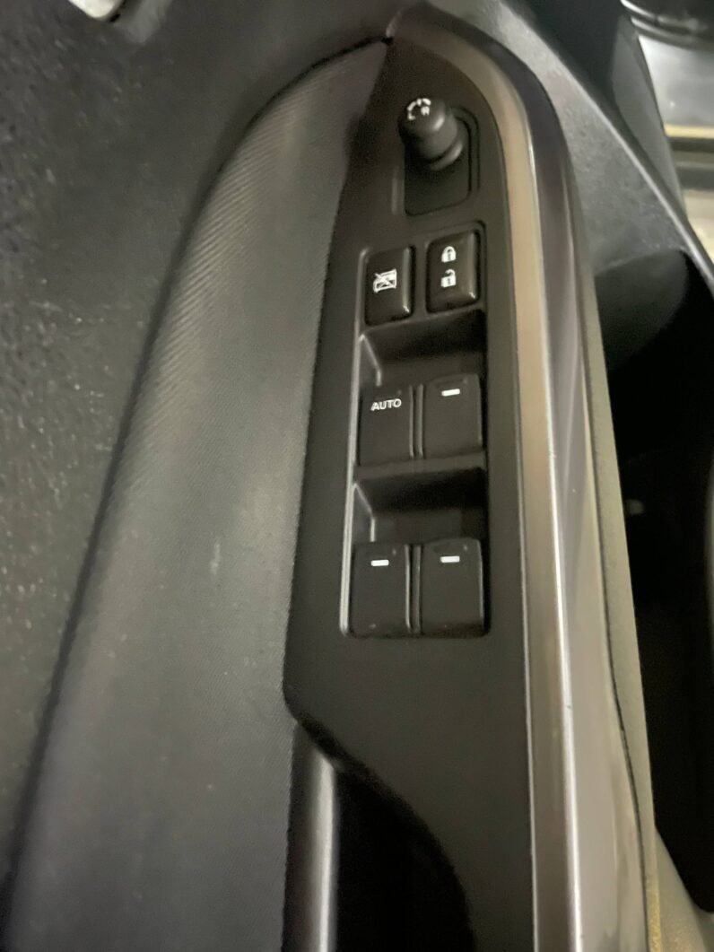 
								SUZUKI VITARA GL AT 1600CC 2AB ABS 4X2 AA full									