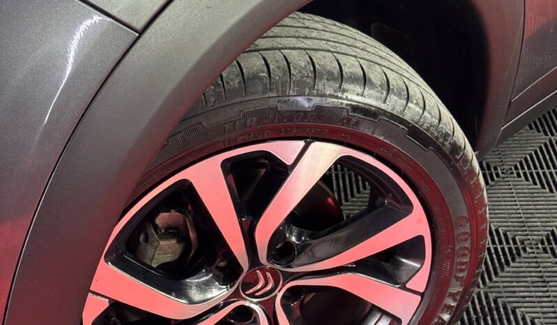 
								CITROËN C4 CACTUS AT 1.6 full									