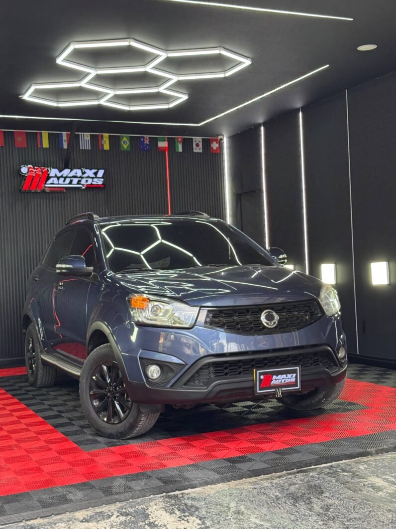 
								SSANGYONG KORANDO C AT 2.0 GASOLINA 4X2 full									