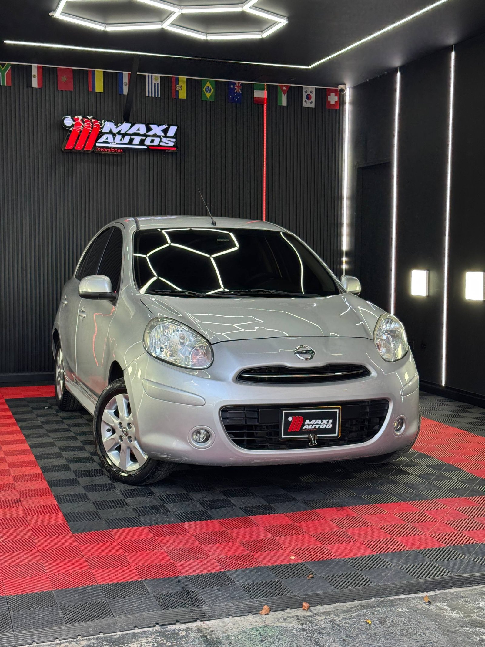 NISSAN MARCH ADVANCE 1.6L AT