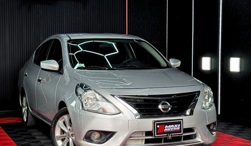 
								NISSAN VERSA ADVANCE AT 1.6 full									
