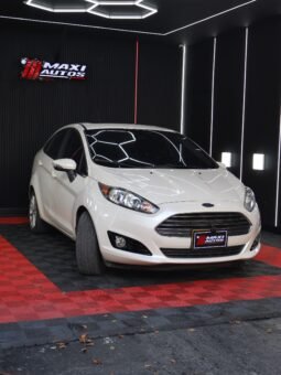 FORD FIESTA TITANIUM AT 1.6