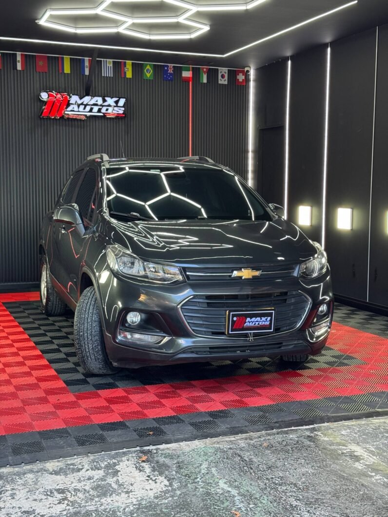 
								CHEVROLET TRACKER LS AT 1.8 4X2 full									