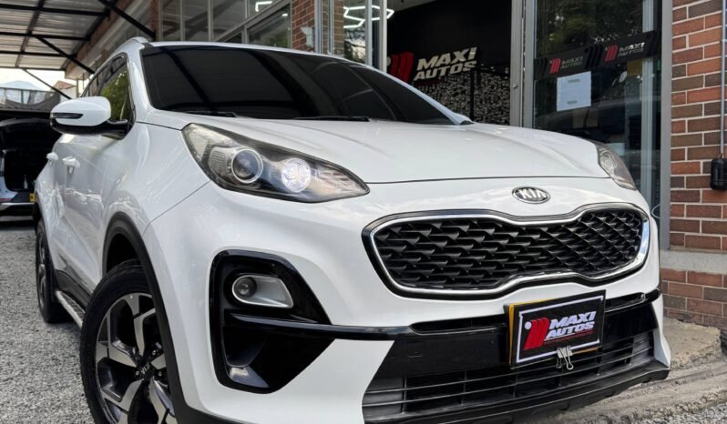 
								KIA SPORTAGE DESIRE 2.0 AT 4X2 full									