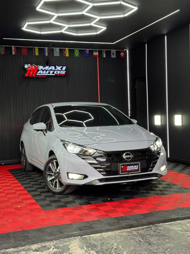 
								NISSAN VERSA ADVANCE MT 1.6 SD full									