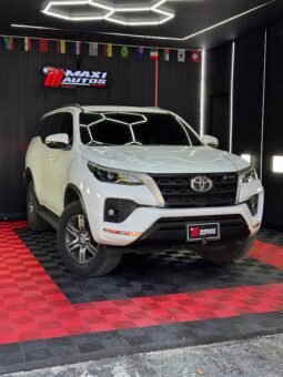 TOYOTA FORTUNER SR 2.7 AT 4X2 GASOLINA