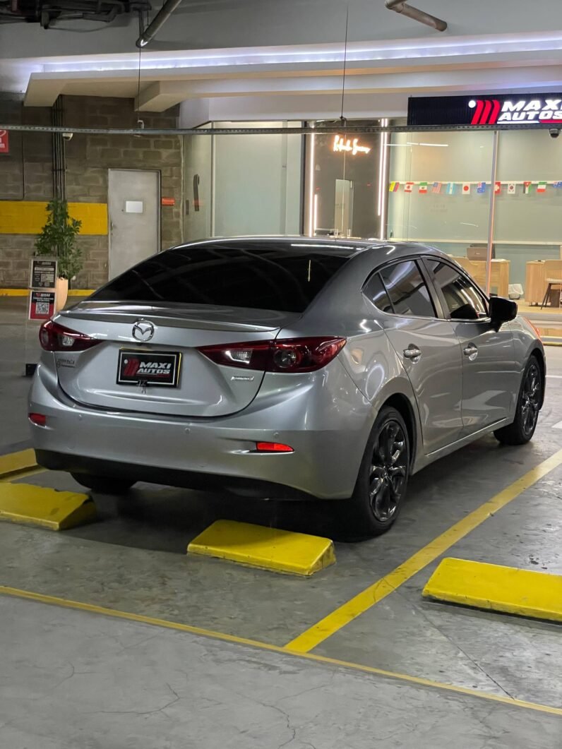 
								MAZDA 3 GRAND TOURING 2.0 AT full									