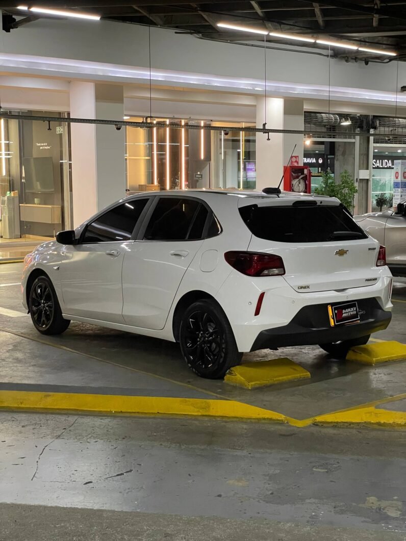 
								CHEVROLET ONIX PREMIER TURBO 1.0L HB AT full									