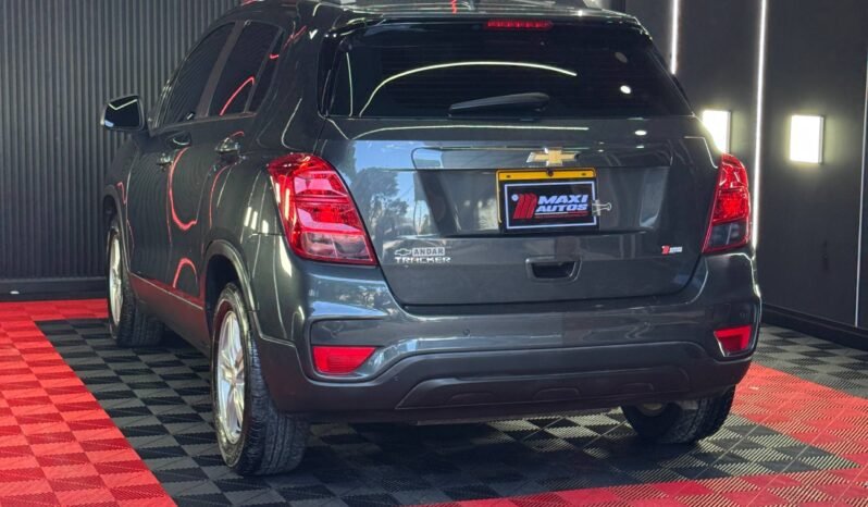 
								CHEVROLET TRACKER LS AT 1.8 4X2 full									