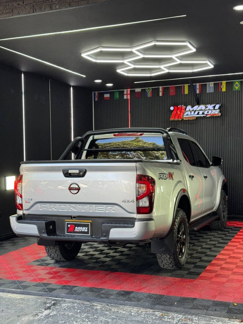 
								NISSAN FRONTIER PRO-4X EURO 2.3 AT 4X4 DIESEL full									