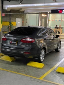 FORD FIESTA TITANIUM