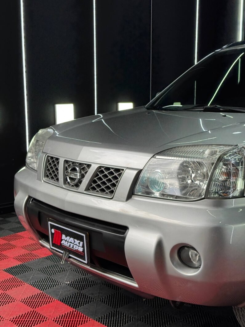 
								NISSAN XTRAIL 2.5 CLASSIC 4X4 AUT full									