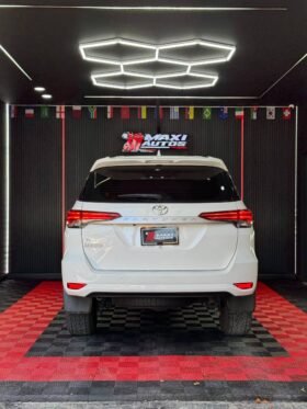 TOYOTA FORTUNER SR 2.7 AT 4X2 GASOLINA