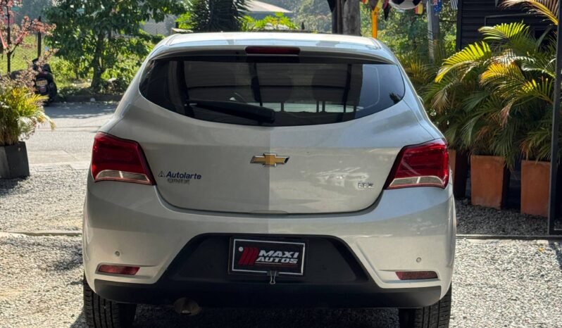 
								CHEVROLET ONIX LTZ HB MT 1.4 full									