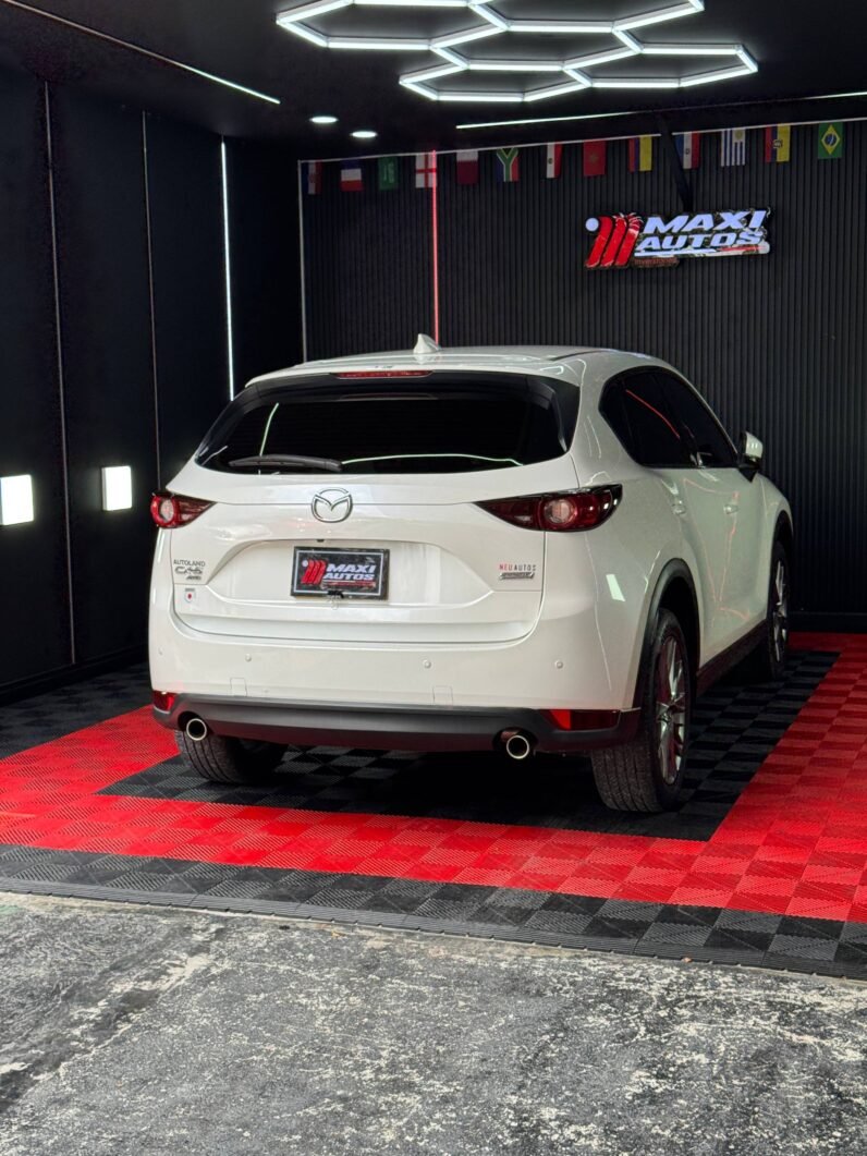 
								MAZDA CX-5 GRAND TOURING 2.5 AT 4X4 full									