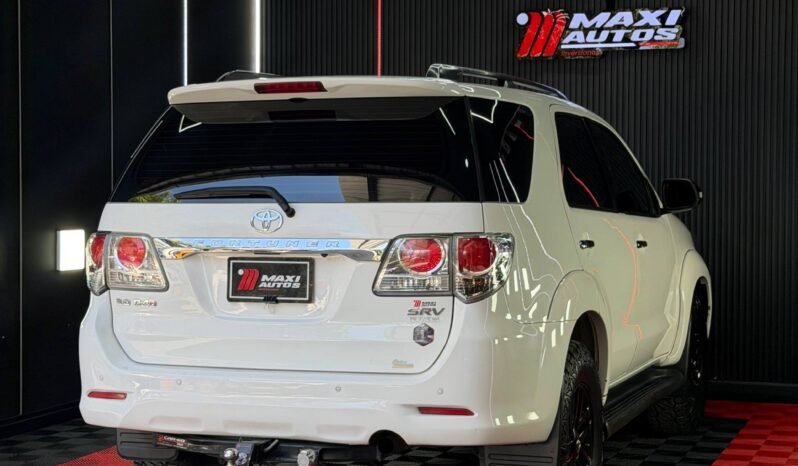 
								TOYOTA FORTUNER 3.0 DIESEL MT 4X4 full									