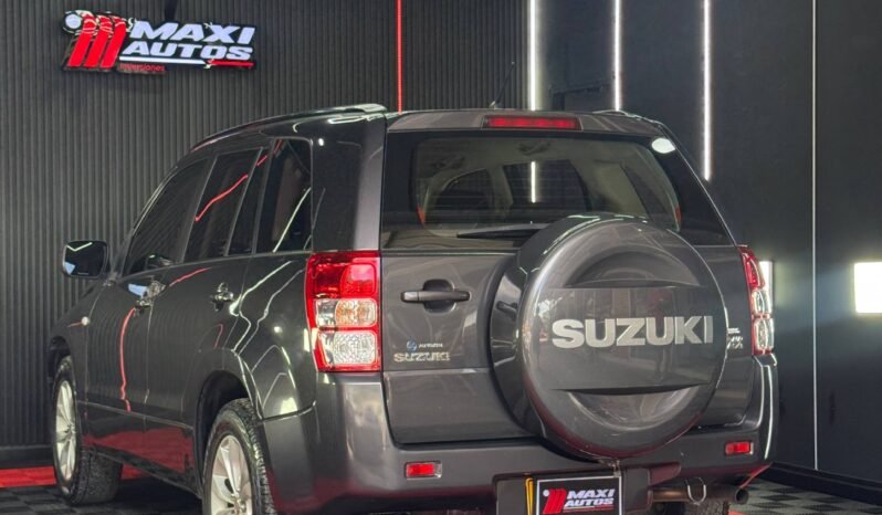 
								SUZUKI GRAND VITARA AT 2.4 4X2 full									