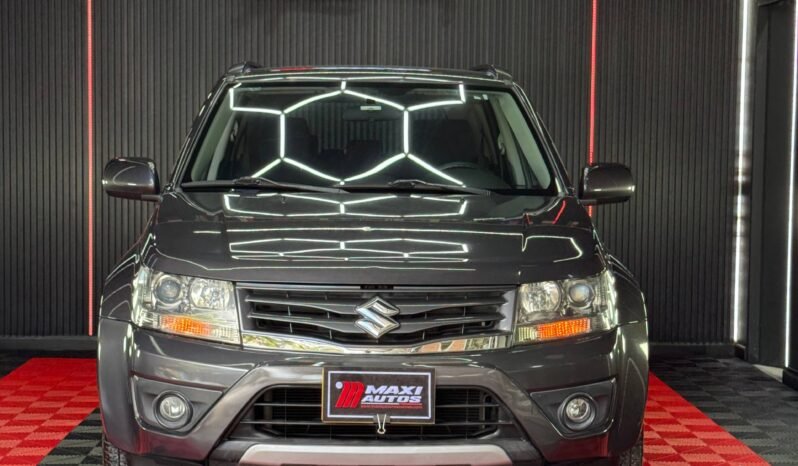 
								SUZUKI GRAND VITARA AT 2.4 4X2 full									