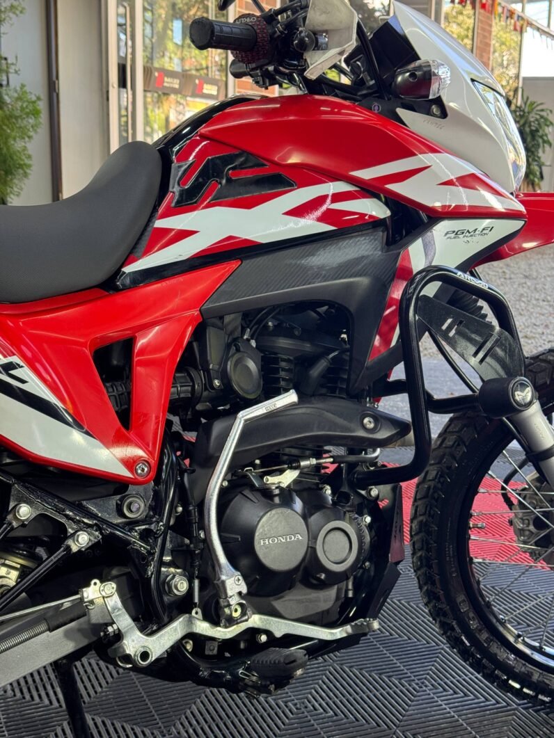 
								HONDA XRE 190 full									