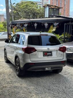
										SUZUKI VITARA LIVE ALL GRIP AT 4X4 full									