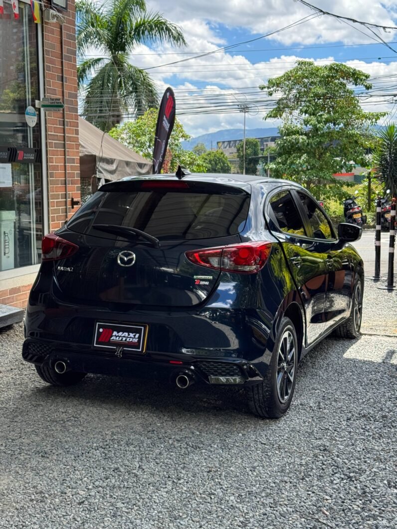 
								MAZDA 2 CARBÓN EDITION HB 2.0 full									
