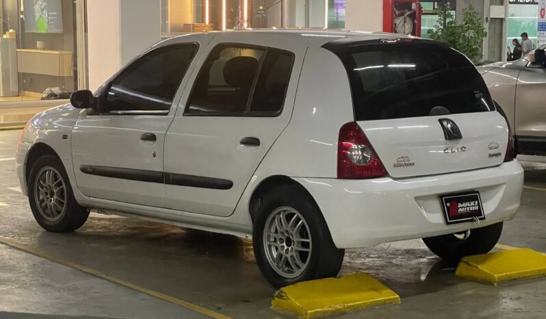 
								RENAULT CLIO CAMPUS full									