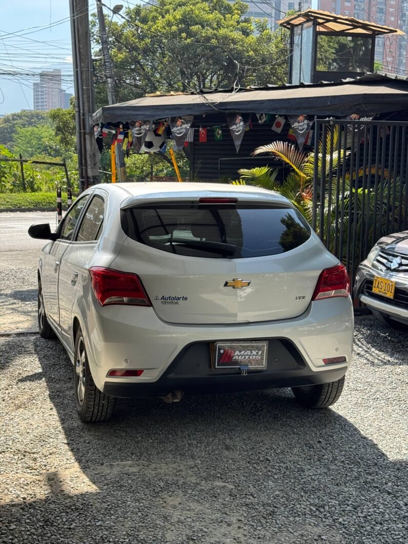 
								CHEVROLET ONIX LTZ HB MT 1.4 full									