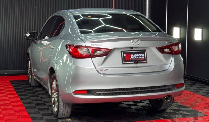 
								MAZDA 2 GRAND TOURING LX 1.5 AT full									