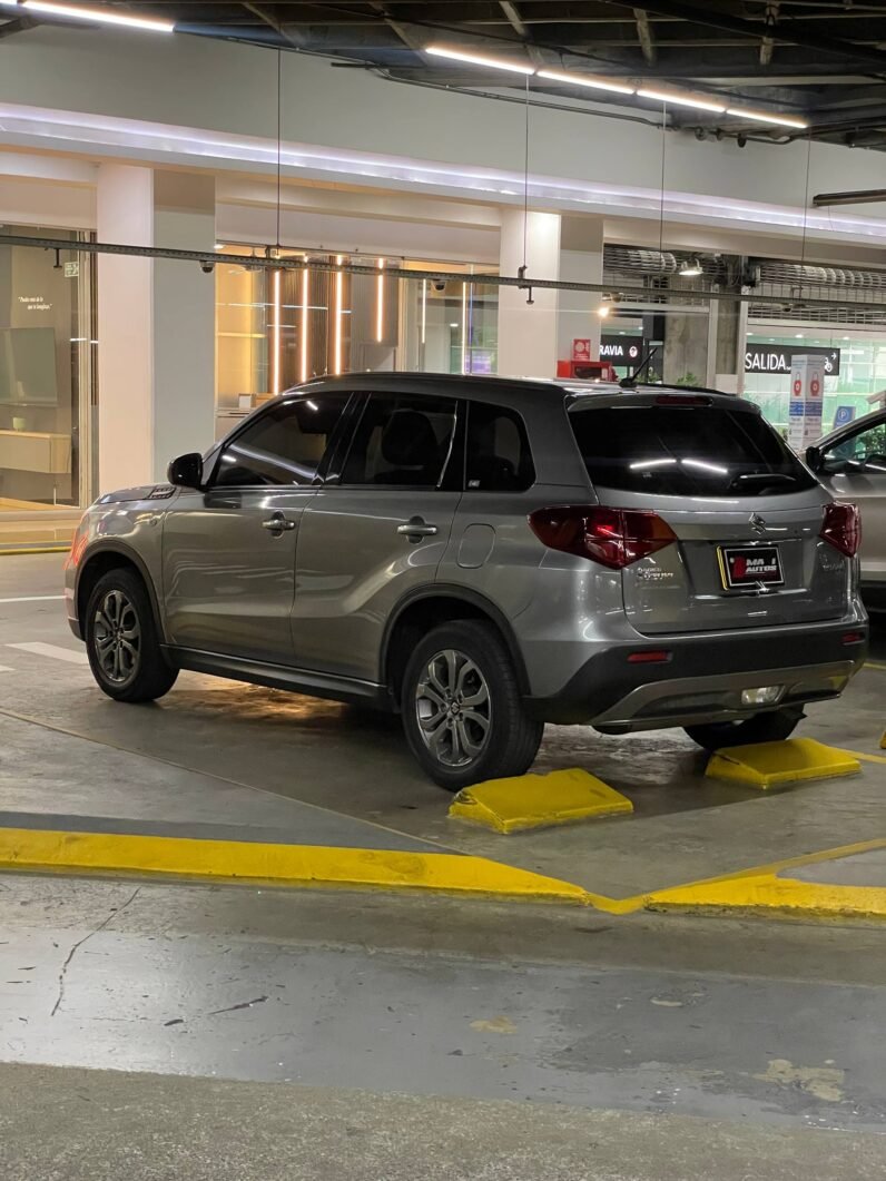 
								SUZUKI VITARA GL AT 1600CC 2AB ABS 4X2 AA full									