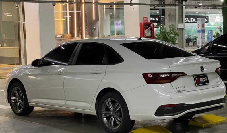 
								VOLKSWAGEN JETTA HIGHLINE TSI 1.4 AT full									