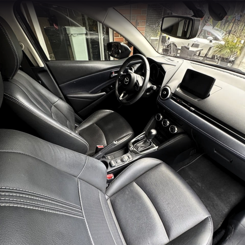 
								MAZDA 2 GRAND TOURING LX 1.5 AT full									