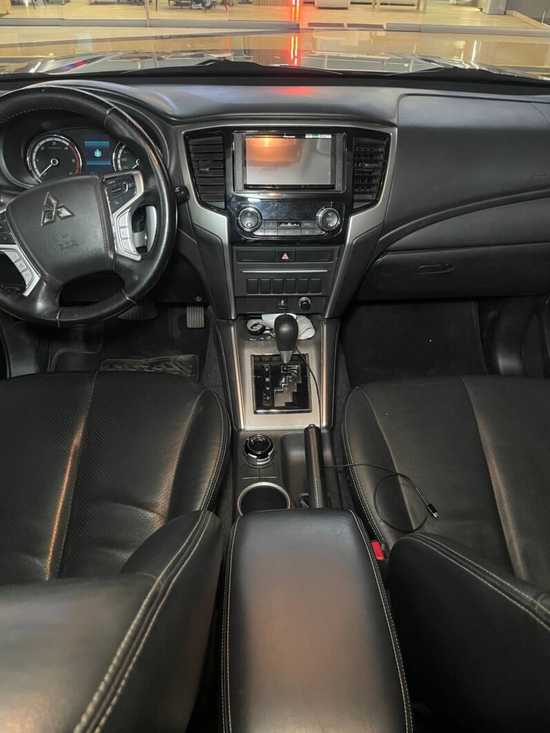 
								MITSUBISHI L200 GLS AT DIESEL 4X4 full									