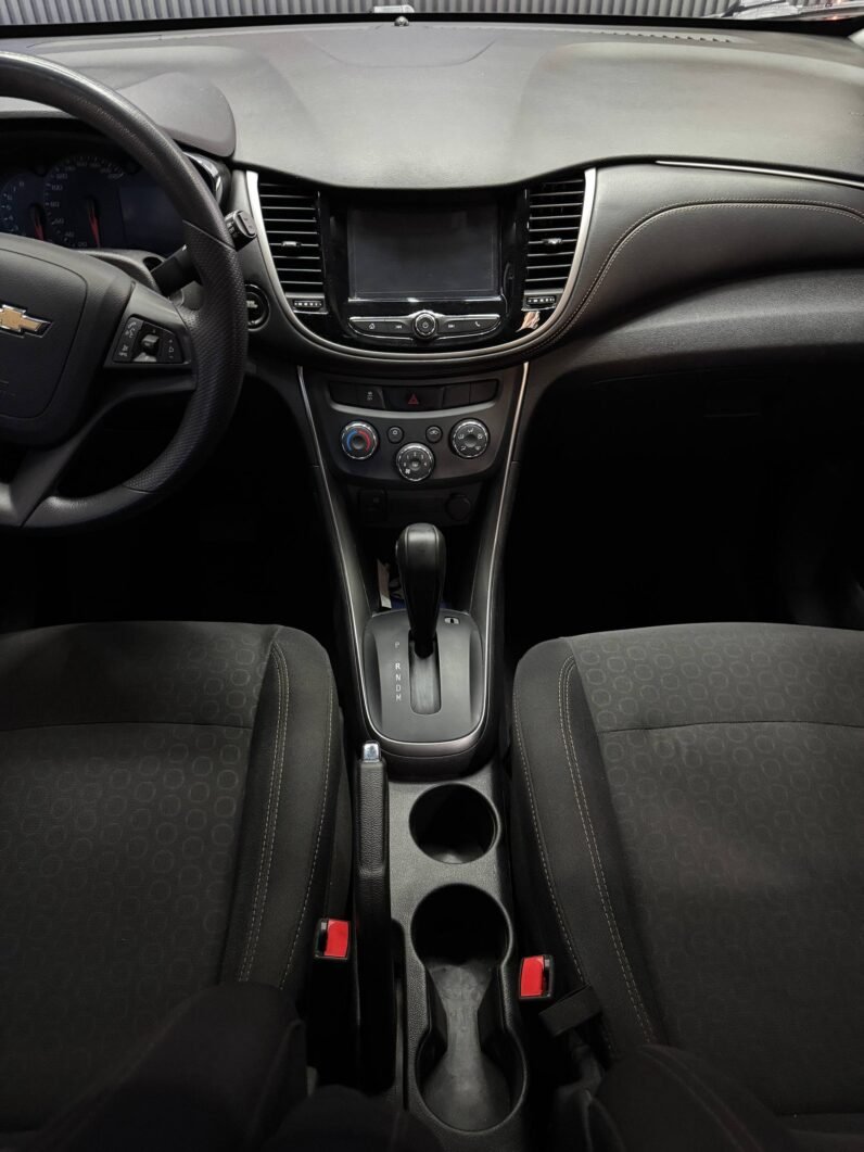 
								CHEVROLET TRACKER LS AT 1.8 4X2 full									