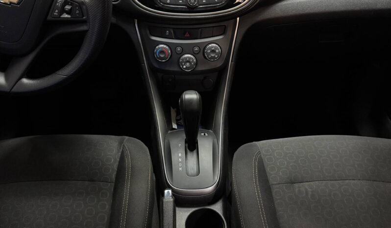 
								CHEVROLET TRACKER LS AT 1.8 4X2 full									