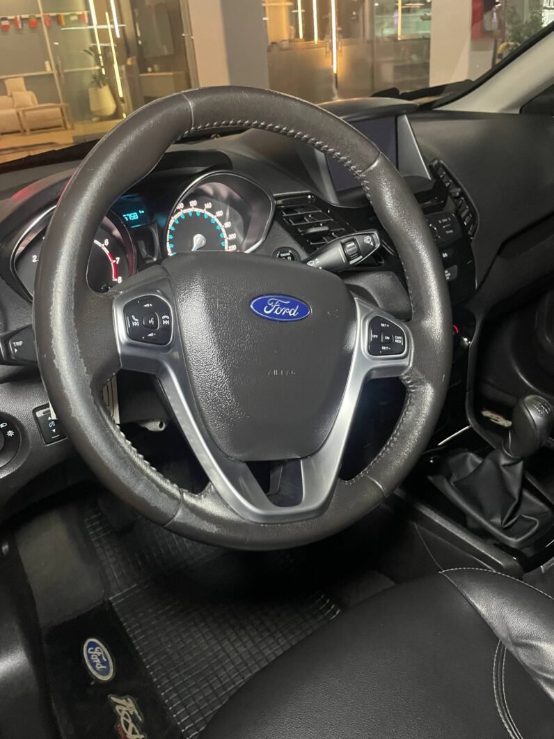 
								FORD FIESTA TITANIUM full									